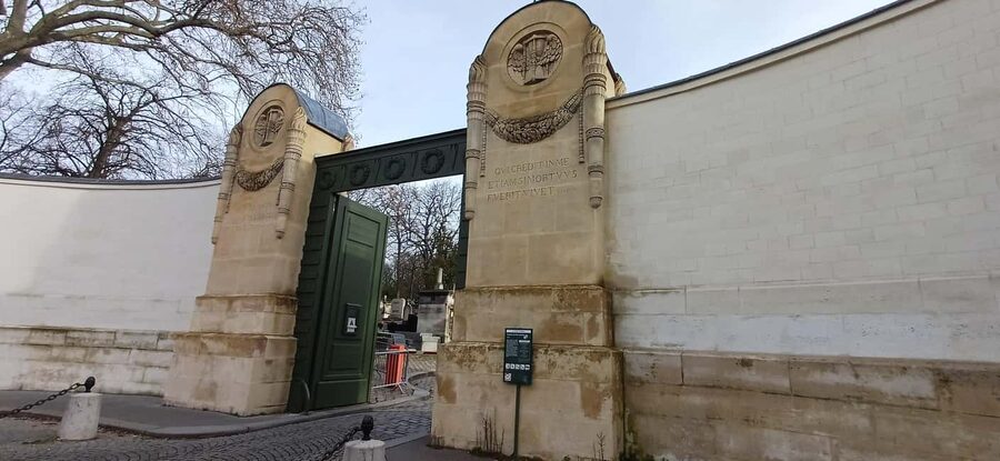 Who Killed Victor ? Escape Game at Père Lachaise Cemetery - Key points at a glance