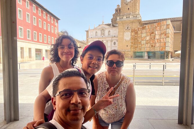 Zaragoza Scavenger Hunt and Sights Self-Guided Tour - Why the flexible timing matters